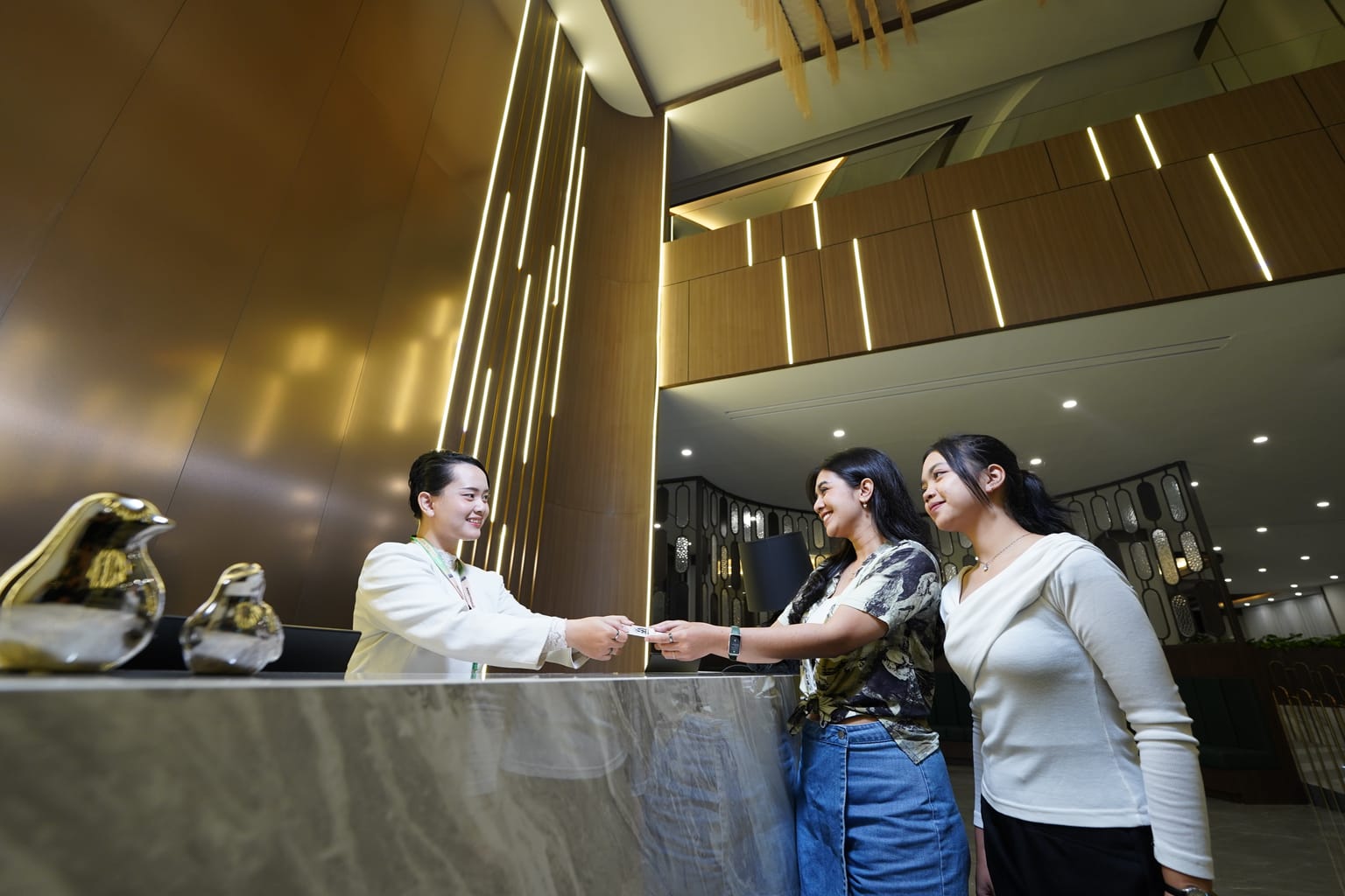 Lobby check-in 1979 Social Hotel Batu